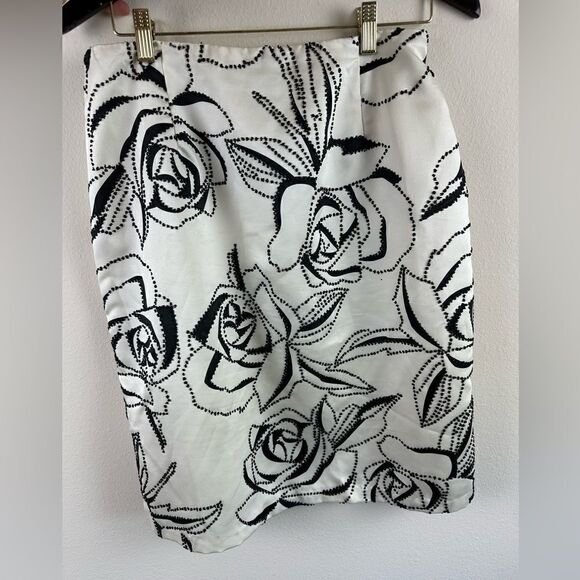 EUC Donna Ricco Women’s Dress Skirt - Picture 1 of 3